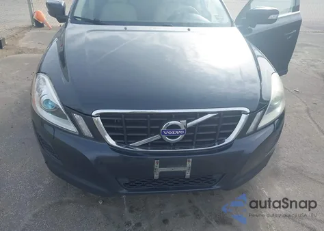 2013 Volvo Xc60 T6 z USA, uszkodzony, nr VIN YV4902DZ8D2425632